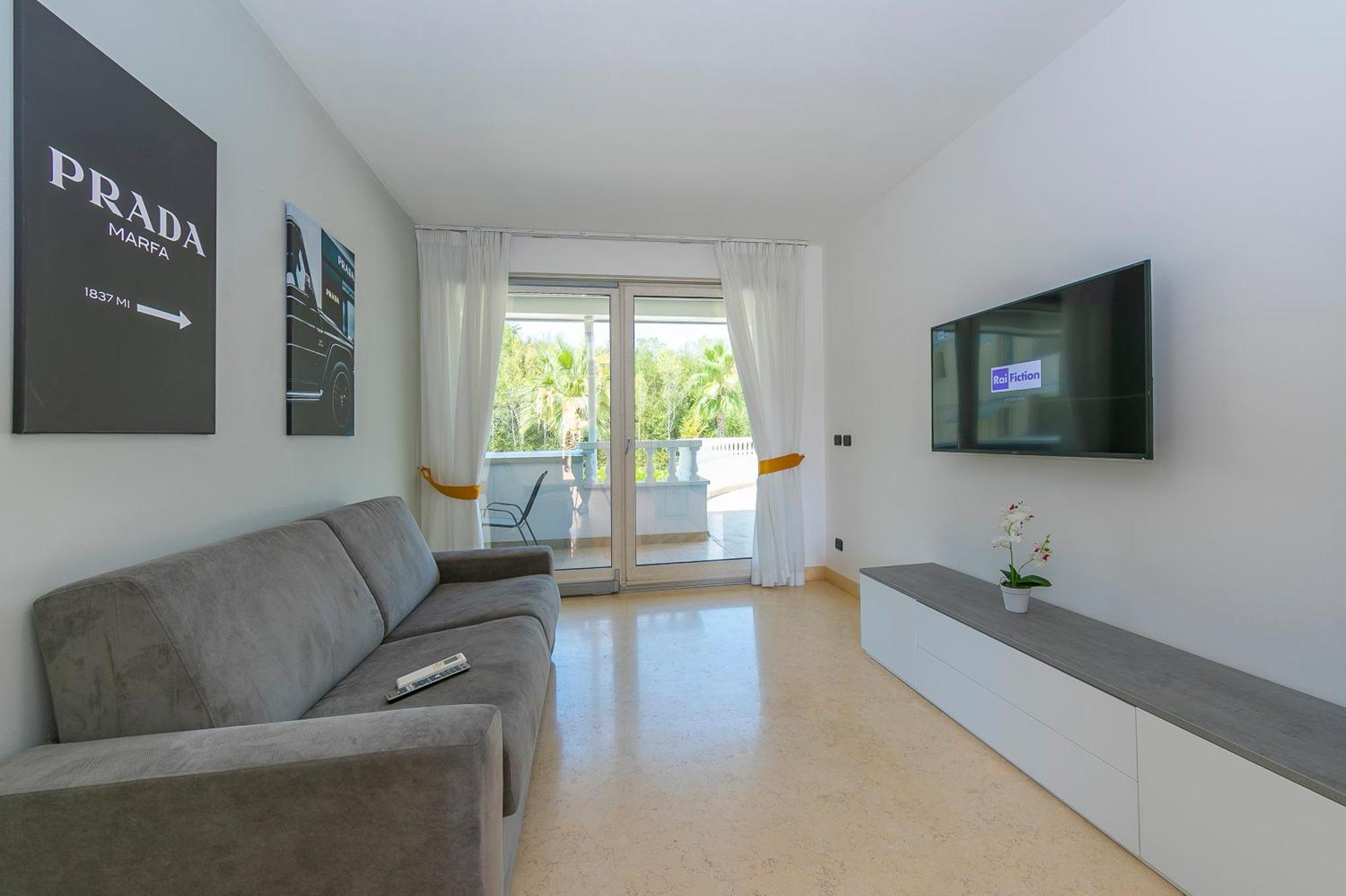 Rivoltella Apt With Pool 600M From Lake - Happy Rentals デセンツァーノ・デル・ガルダ エクステリア 写真