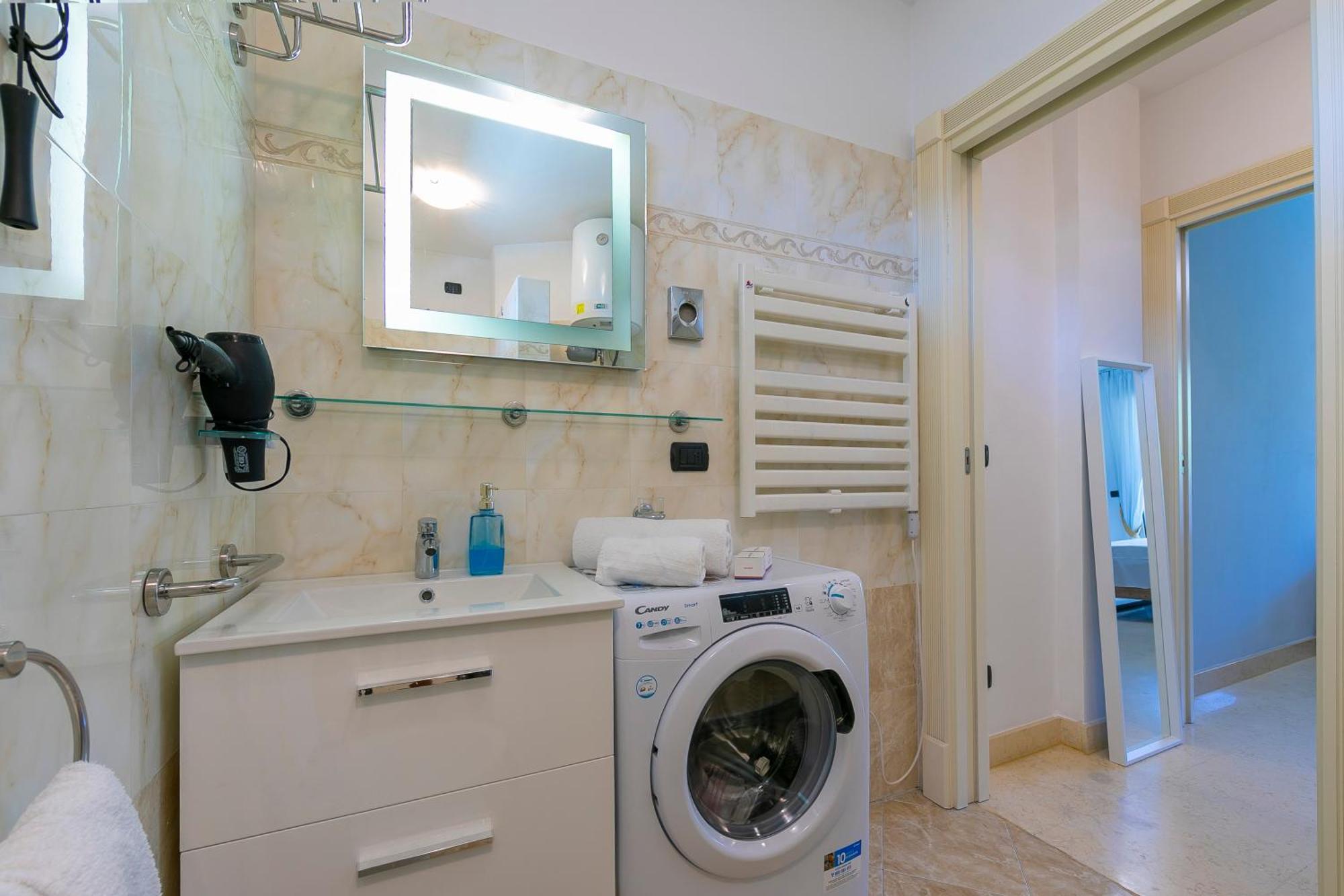 Rivoltella Apt With Pool 600M From Lake - Happy Rentals デセンツァーノ・デル・ガルダ エクステリア 写真